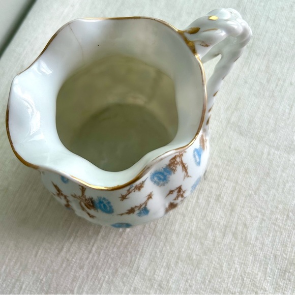 ANTIQUE porcelain floral creamer <french> 1920’s by tressemes & vogt. - Picture 5 of 5
